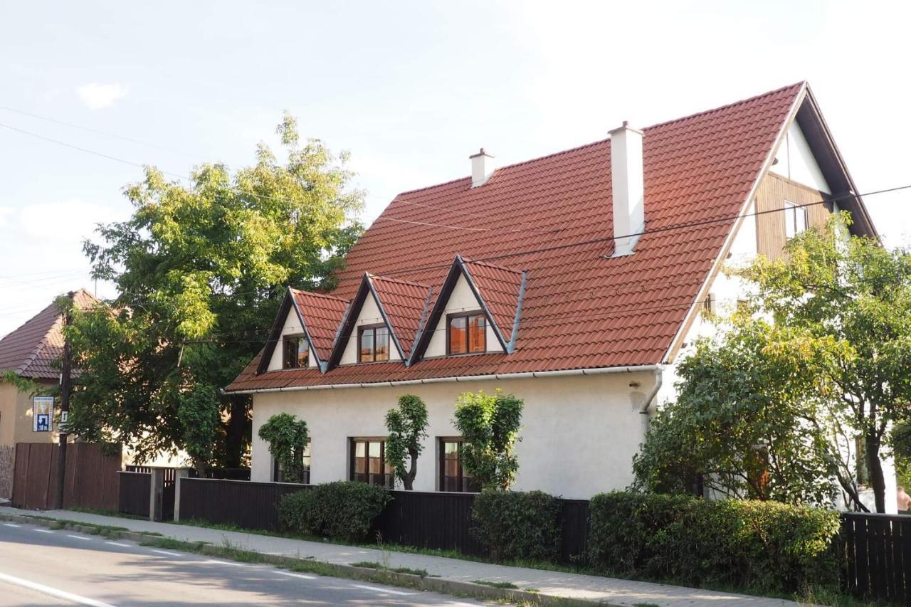 Casa Bucataria Fonix Hotel เปรอิด ภายนอก รูปภาพ